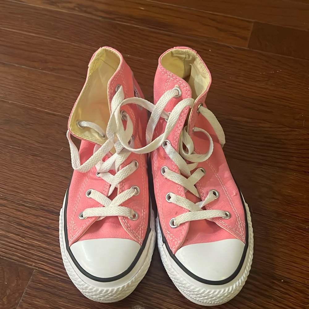 Girls Pink Hightop Converse